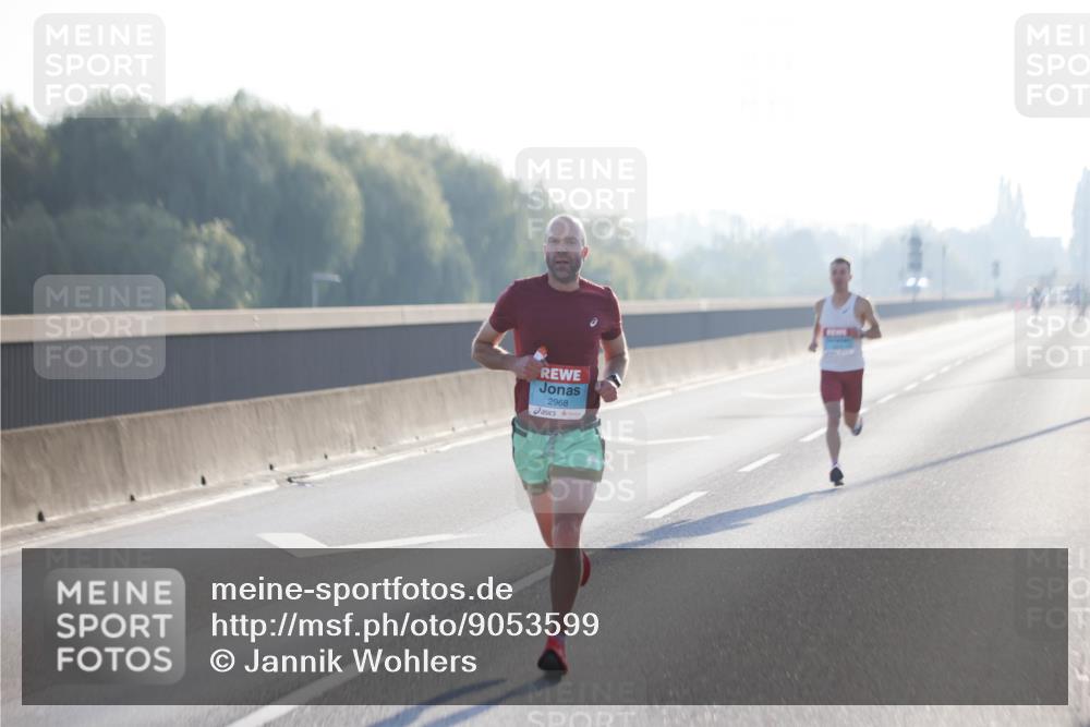 03.10.2025 - Köhlbrandbrückenlauf Jannik Wohlers http://msf.ph/oto/9053599 03.10.2025 09:10:54 Position 3 2968 meine-sportfotos.de