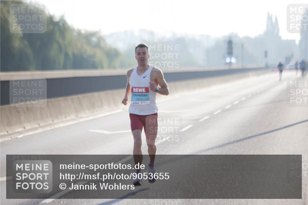 03.10.2025 - Köhlbrandbrückenlauf Jannik Wohlers http://msf.ph/oto/9053655 03.10.2025 09:10:56 Position 3 1013 meine-sportfotos.de