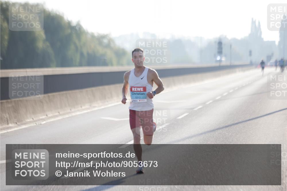03.10.2025 - Köhlbrandbrückenlauf Jannik Wohlers http://msf.ph/oto/9053673 03.10.2025 09:10:57 Position 3 1013 meine-sportfotos.de