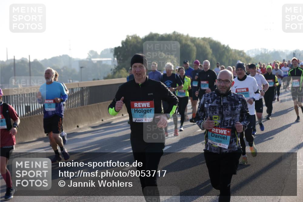 03.10.2025 - Köhlbrandbrückenlauf Jannik Wohlers http://msf.ph/oto/9053717 03.10.2025 09:20:01 Position 3 1192, 1669 meine-sportfotos.de