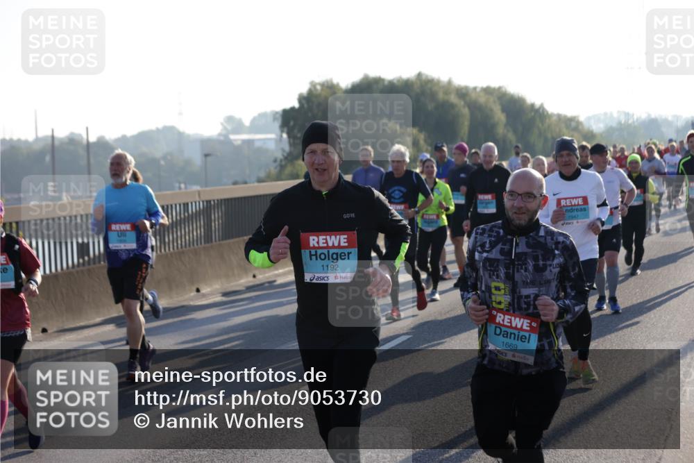 03.10.2025 - Köhlbrandbrückenlauf Jannik Wohlers http://msf.ph/oto/9053730 03.10.2025 09:20:01 Position 3 1192, 1669, 1947 meine-sportfotos.de
