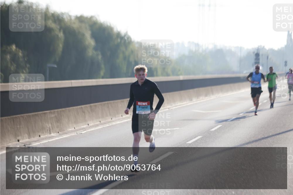 03.10.2025 - Köhlbrandbrückenlauf Jannik Wohlers http://msf.ph/oto/9053764 03.10.2025 09:11:24 Position 3 3127 meine-sportfotos.de
