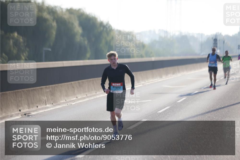 03.10.2025 - Köhlbrandbrückenlauf Jannik Wohlers http://msf.ph/oto/9053776 03.10.2025 09:11:24 Position 3 3127 meine-sportfotos.de
