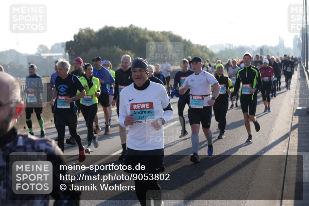 03.10.2025 - Köhlbrandbrückenlauf Jannik Wohlers http://msf.ph/oto/9053802 03.10.2025 09:20:03 Position 3 1947, 3815 meine-sportfotos.de