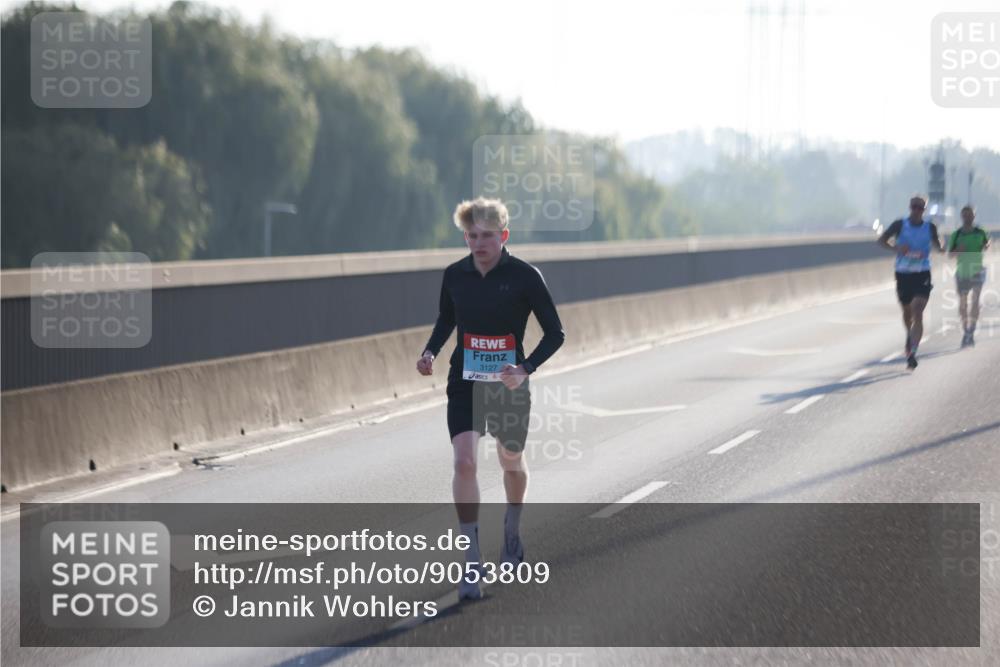 03.10.2025 - Köhlbrandbrückenlauf Jannik Wohlers http://msf.ph/oto/9053809 03.10.2025 09:11:25 Position 3 3127 meine-sportfotos.de