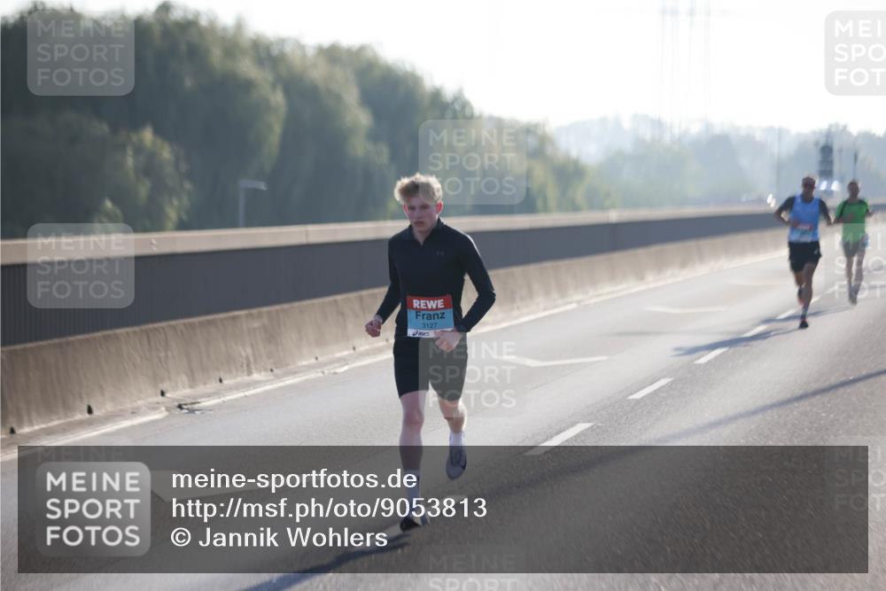 03.10.2025 - Köhlbrandbrückenlauf Jannik Wohlers http://msf.ph/oto/9053813 03.10.2025 09:11:25 Position 3 3127 meine-sportfotos.de
