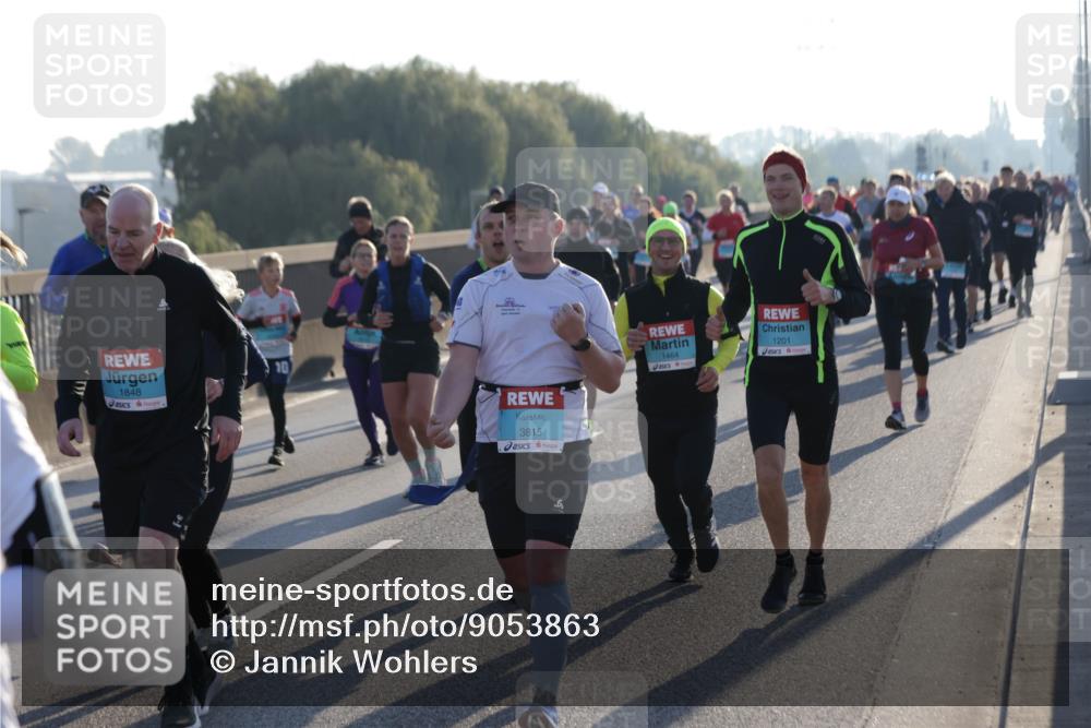 03.10.2025 - Köhlbrandbrückenlauf Jannik Wohlers http://msf.ph/oto/9053863 03.10.2025 09:20:04 Position 3 1848, 10, 3815, 1464, 1201 meine-sportfotos.de