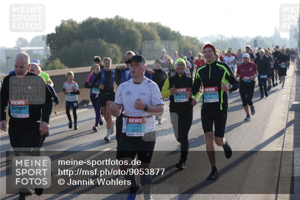 03.10.2025 - Köhlbrandbrückenlauf Jannik Wohlers http://msf.ph/oto/9053877 03.10.2025 09:20:04 Position 3 1848, 10, 3815, 6, 1464, 1201, 901 meine-sportfotos.de