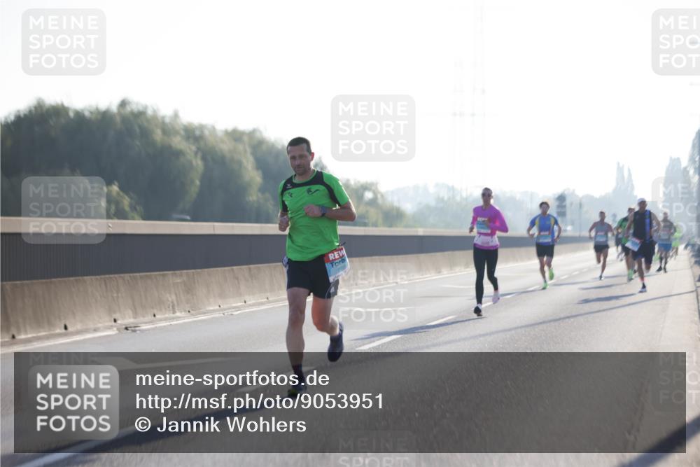 03.10.2025 - Köhlbrandbrückenlauf Jannik Wohlers http://msf.ph/oto/9053951 03.10.2025 09:11:33 Position 3  meine-sportfotos.de