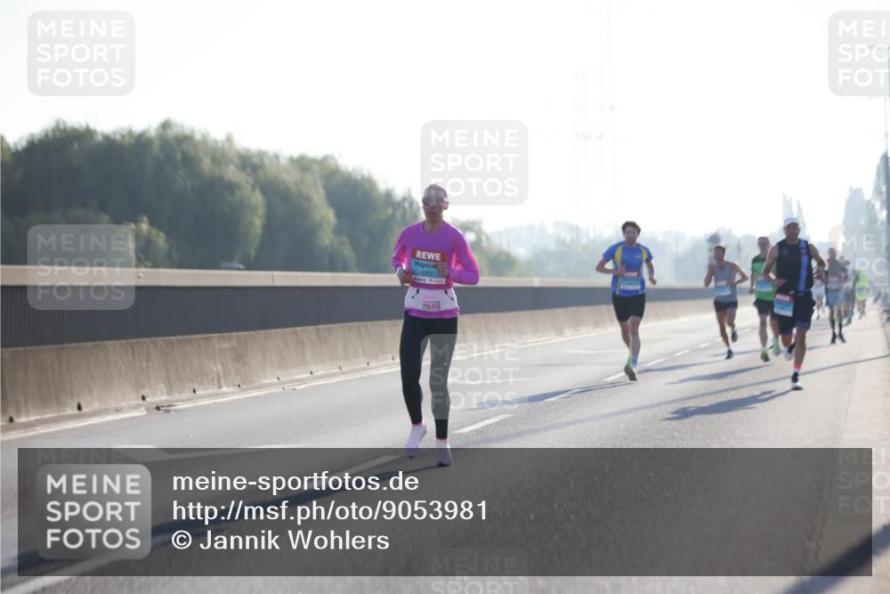 03.10.2025 - Köhlbrandbrückenlauf Jannik Wohlers http://msf.ph/oto/9053981 03.10.2025 09:11:36 Position 3 3203 meine-sportfotos.de