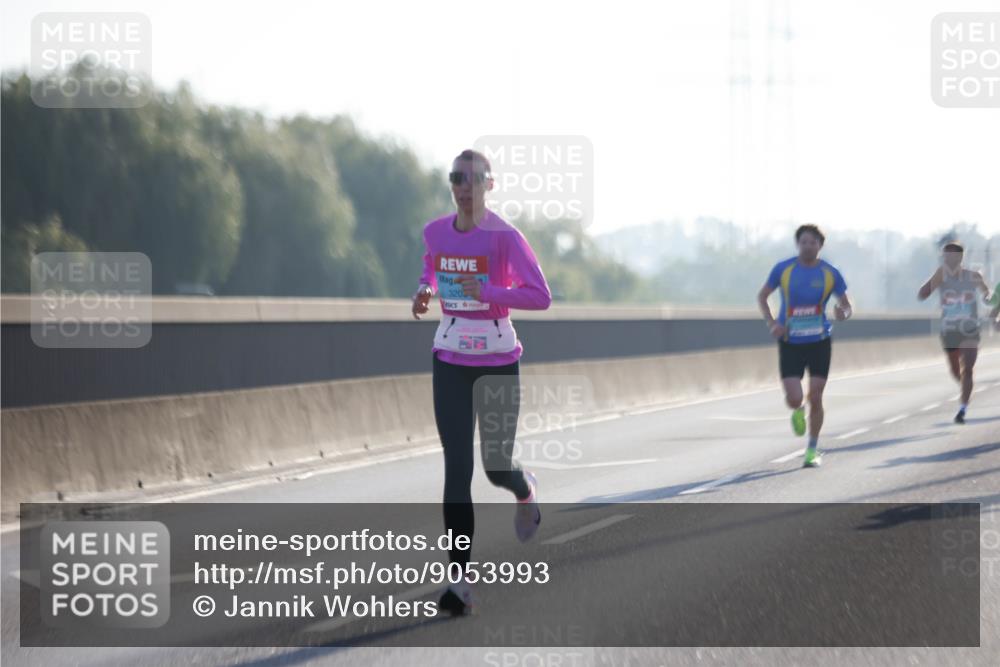 03.10.2025 - Köhlbrandbrückenlauf Jannik Wohlers http://msf.ph/oto/9053993 03.10.2025 09:11:36 Position 3 320 meine-sportfotos.de