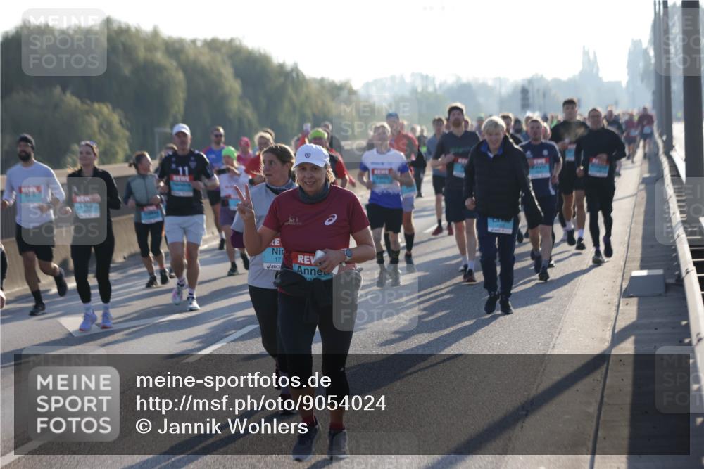 03.10.2025 - Köhlbrandbrückenlauf Jannik Wohlers http://msf.ph/oto/9054024 03.10.2025 09:20:07 Position 3 171 meine-sportfotos.de