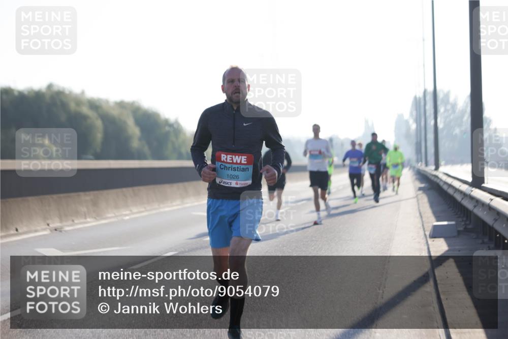 03.10.2025 - Köhlbrandbrückenlauf Jannik Wohlers http://msf.ph/oto/9054079 03.10.2025 09:11:48 Position 3 1026 meine-sportfotos.de