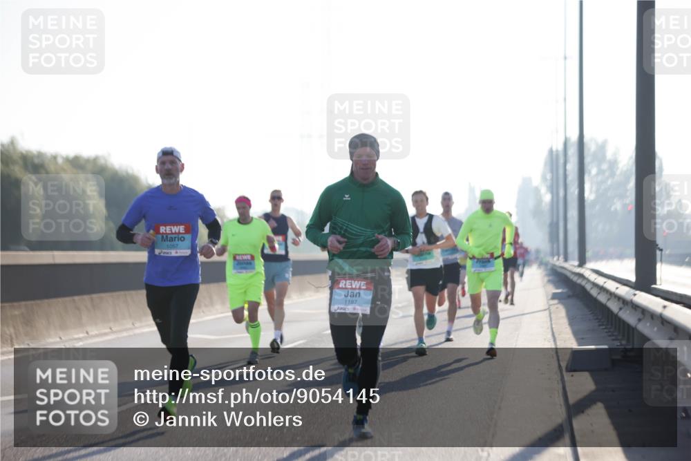03.10.2025 - Köhlbrandbrückenlauf Jannik Wohlers http://msf.ph/oto/9054145 03.10.2025 09:11:54 Position 3 1057, 1187 meine-sportfotos.de