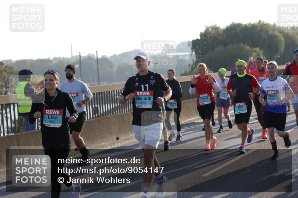 03.10.2025 - Köhlbrandbrückenlauf Jannik Wohlers http://msf.ph/oto/9054147 03.10.2025 09:20:10 Position 3 1829, 11, 2431 meine-sportfotos.de
