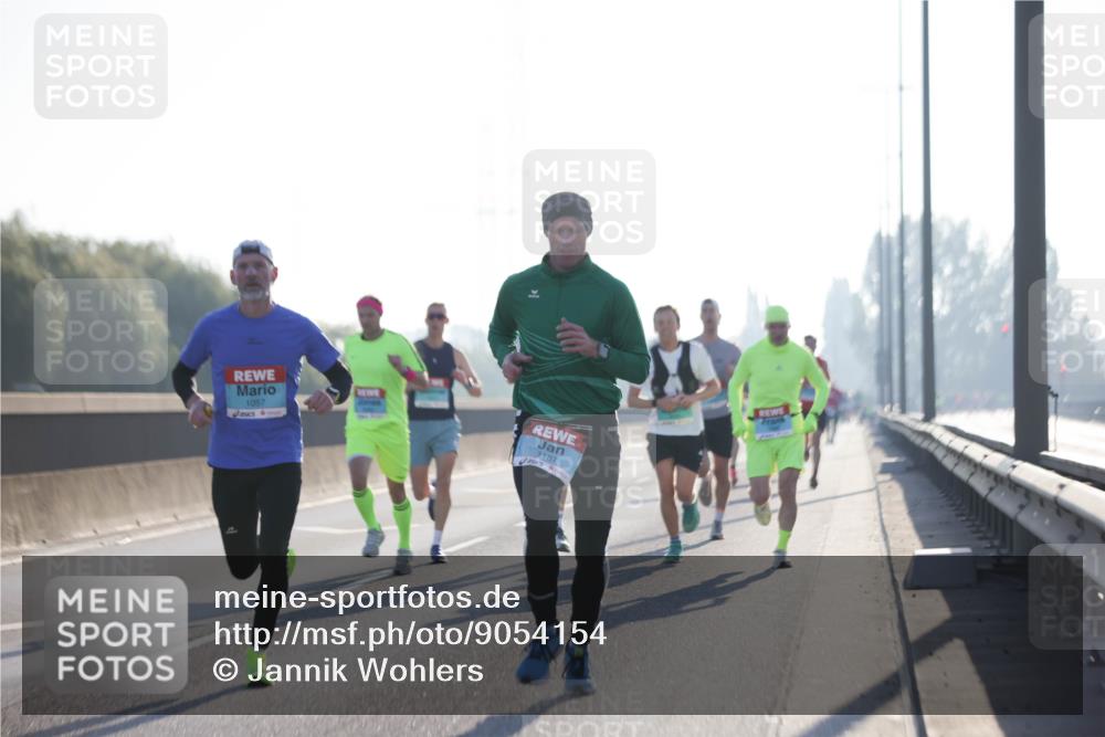 03.10.2025 - Köhlbrandbrückenlauf Jannik Wohlers http://msf.ph/oto/9054154 03.10.2025 09:11:54 Position 3 1057, 1187 meine-sportfotos.de