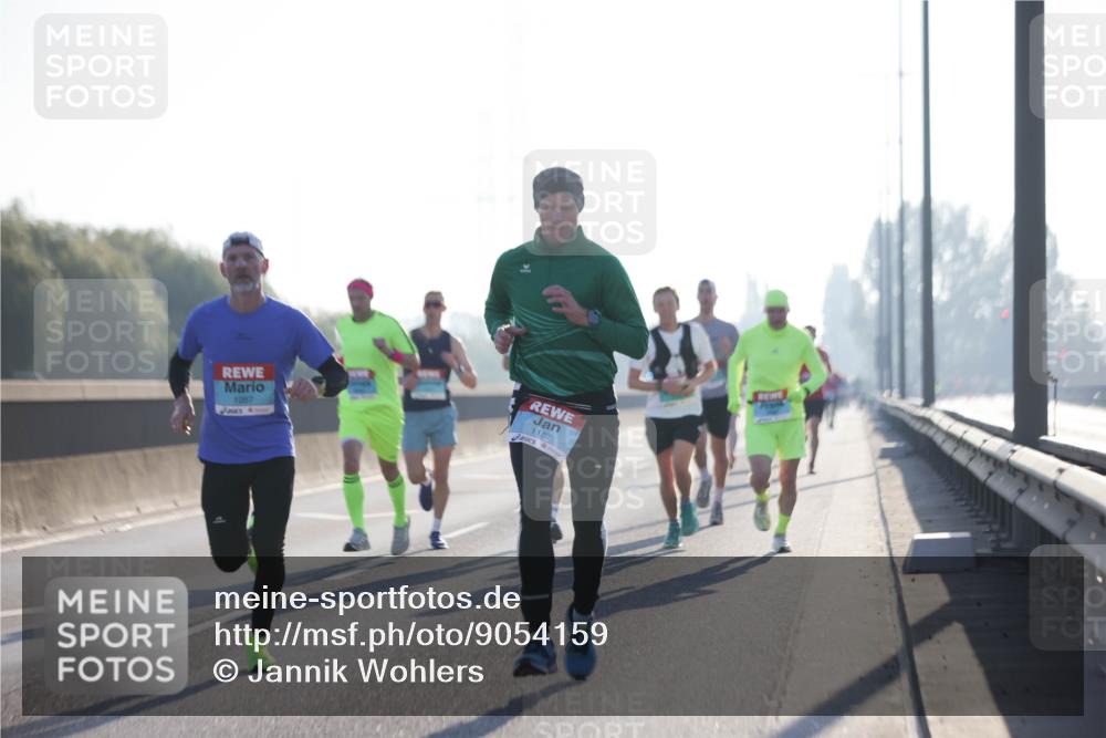 03.10.2025 - Köhlbrandbrückenlauf Jannik Wohlers http://msf.ph/oto/9054159 03.10.2025 09:11:54 Position 3 1057, 1187 meine-sportfotos.de