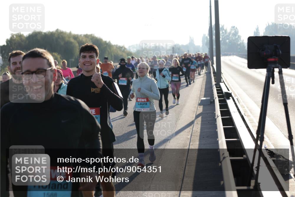 03.10.2025 - Köhlbrandbrückenlauf Jannik Wohlers http://msf.ph/oto/9054351 03.10.2025 09:20:14 Position 3 1588, 1954 meine-sportfotos.de