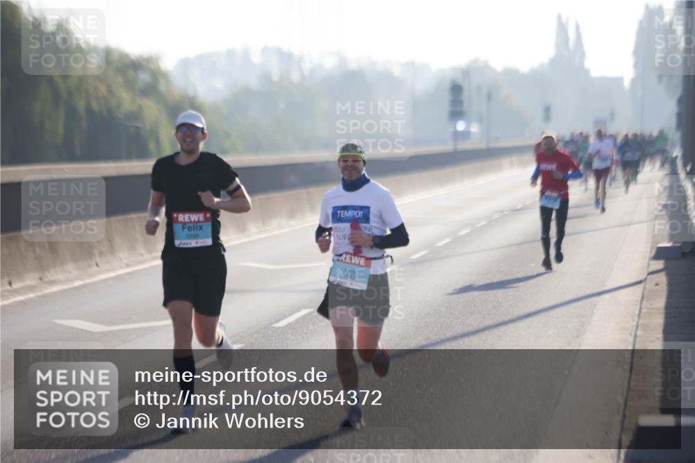 03.10.2025 - Köhlbrandbrückenlauf Jannik Wohlers http://msf.ph/oto/9054372 03.10.2025 09:12:06 Position 3 3299, 3740 meine-sportfotos.de