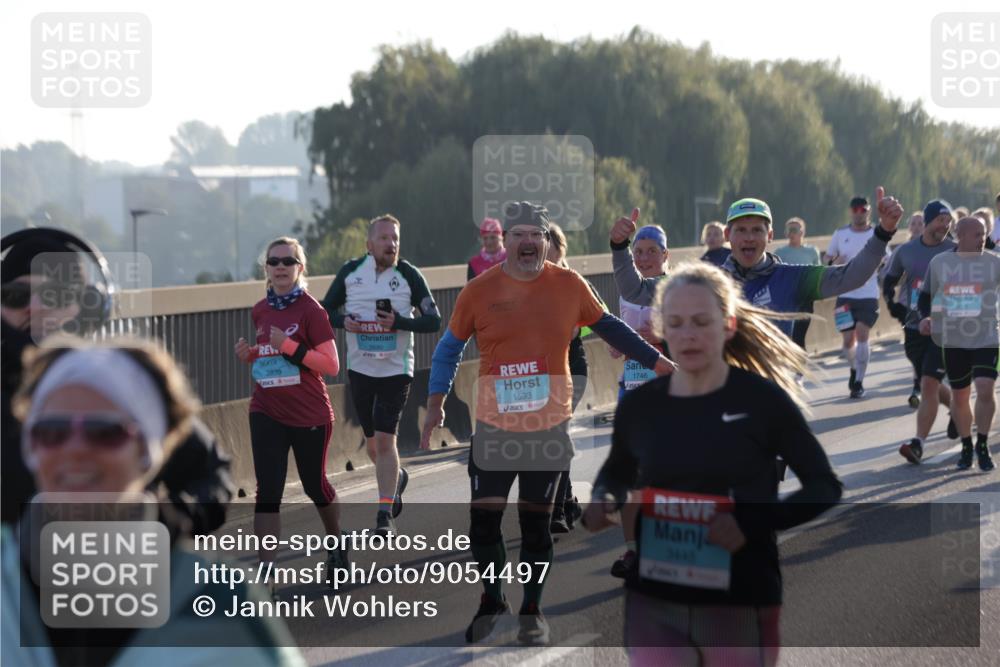 03.10.2025 - Köhlbrandbrückenlauf Jannik Wohlers http://msf.ph/oto/9054497 03.10.2025 09:20:19 Position 3 3839, 2690, 1593, 1746, 3445 meine-sportfotos.de