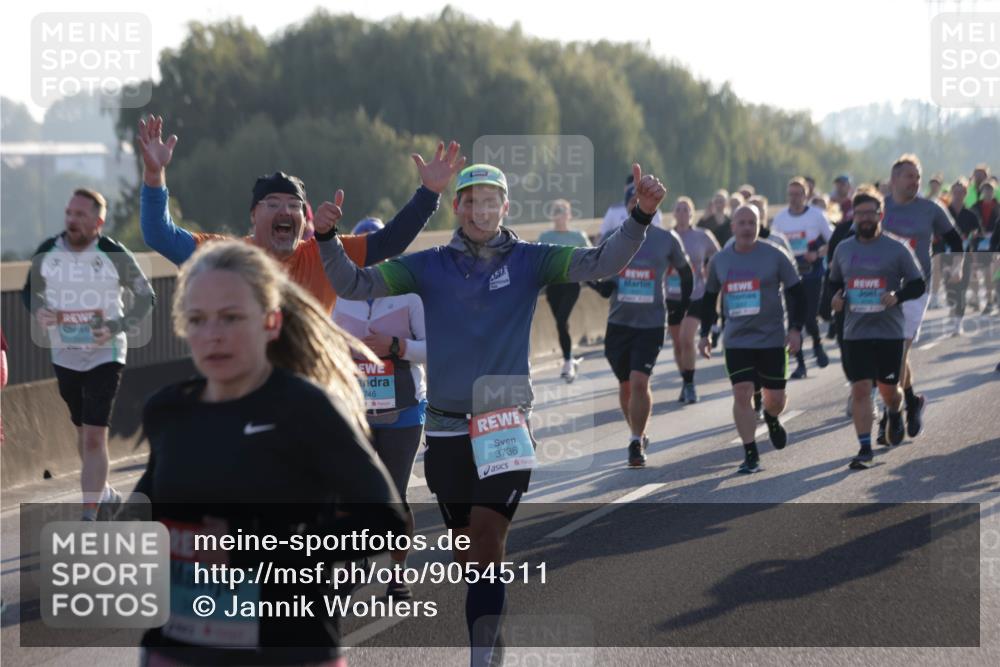 03.10.2025 - Köhlbrandbrückenlauf Jannik Wohlers http://msf.ph/oto/9054511 03.10.2025 09:20:19 Position 3 5645, 746, 3736 meine-sportfotos.de