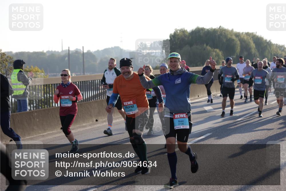 03.10.2025 - Köhlbrandbrückenlauf Jannik Wohlers http://msf.ph/oto/9054634 03.10.2025 09:20:20 Position 3 3839, 1593, 453, 3736 meine-sportfotos.de