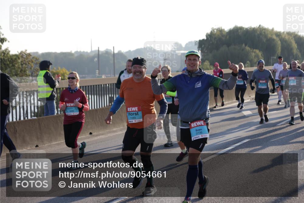 03.10.2025 - Köhlbrandbrückenlauf Jannik Wohlers http://msf.ph/oto/9054661 03.10.2025 09:20:21 Position 3 3839, 1593, 3736 meine-sportfotos.de