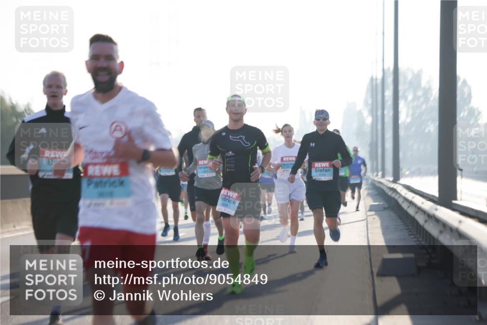 03.10.2025 - Köhlbrandbrückenlauf Jannik Wohlers http://msf.ph/oto/9054849 03.10.2025 09:12:38 Position 3 3609, 1034 meine-sportfotos.de