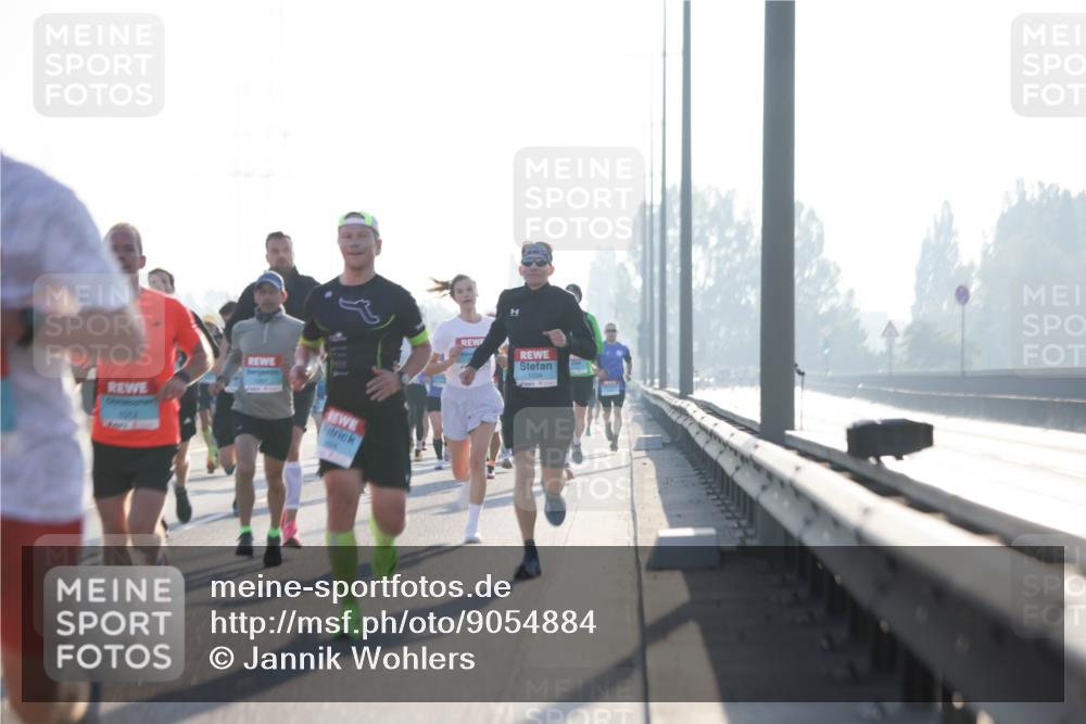 03.10.2025 - Köhlbrandbrückenlauf Jannik Wohlers http://msf.ph/oto/9054884 03.10.2025 09:12:39 Position 3 1034 meine-sportfotos.de