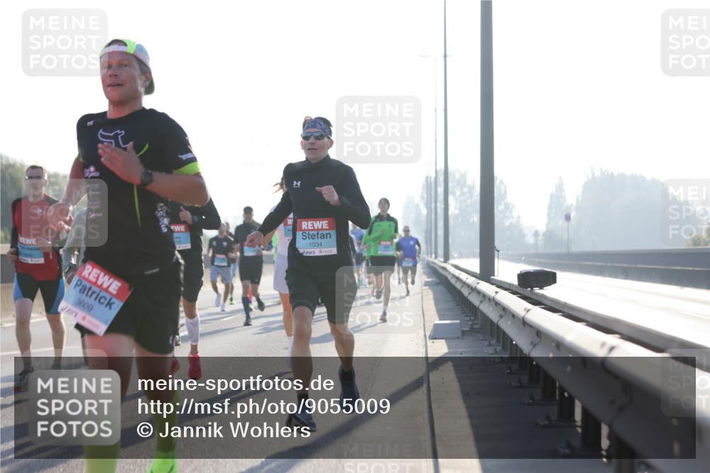 03.10.2025 - Köhlbrandbrückenlauf Jannik Wohlers http://msf.ph/oto/9055009 03.10.2025 09:12:41 Position 3 3609, 1, 1034 meine-sportfotos.de
