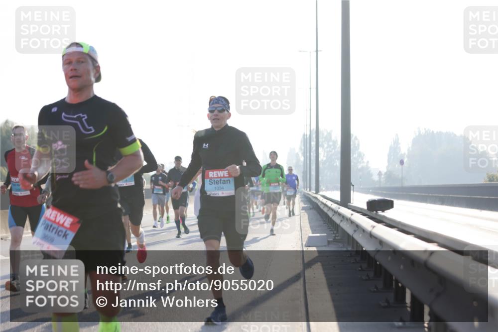 03.10.2025 - Köhlbrandbrückenlauf Jannik Wohlers http://msf.ph/oto/9055020 03.10.2025 09:12:41 Position 3 5600, 1034 meine-sportfotos.de