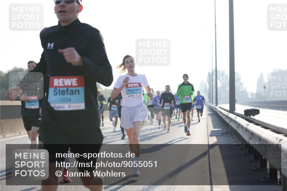 03.10.2025 - Köhlbrandbrückenlauf Jannik Wohlers http://msf.ph/oto/9055051 03.10.2025 09:12:43 Position 3 1061, 1034, 3715 meine-sportfotos.de