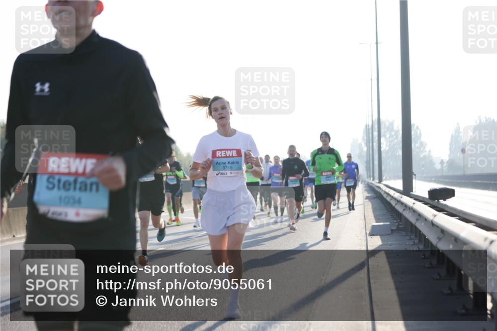 03.10.2025 - Köhlbrandbrückenlauf Jannik Wohlers http://msf.ph/oto/9055061 03.10.2025 09:12:43 Position 3 3715, 1034 meine-sportfotos.de