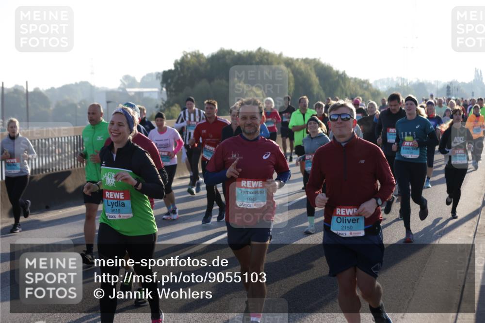 03.10.2025 - Köhlbrandbrückenlauf Jannik Wohlers http://msf.ph/oto/9055103 03.10.2025 09:20:29 Position 3 3619, 1945, 2150, 1735 meine-sportfotos.de