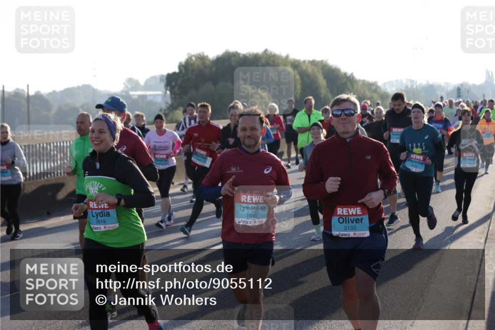 03.10.2025 - Köhlbrandbrückenlauf Jannik Wohlers http://msf.ph/oto/9055112 03.10.2025 09:20:29 Position 3 3619, 1945, 2150, 1735, 2471 meine-sportfotos.de
