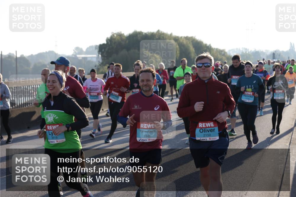 03.10.2025 - Köhlbrandbrückenlauf Jannik Wohlers http://msf.ph/oto/9055120 03.10.2025 09:20:29 Position 3 11, 3619, 1945, 2150, 1735 meine-sportfotos.de