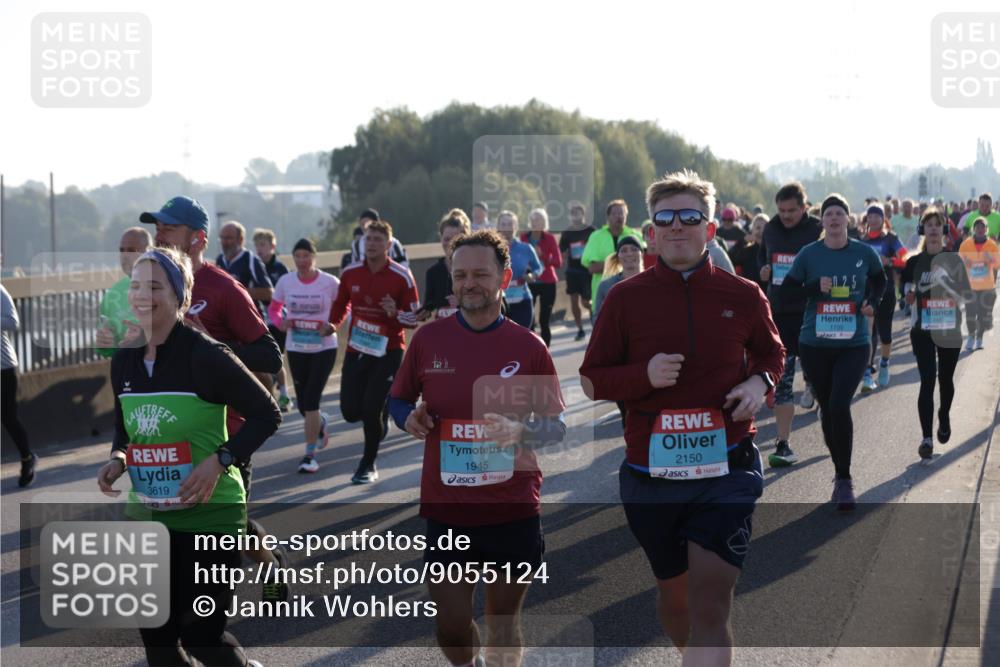 03.10.2025 - Köhlbrandbrückenlauf Jannik Wohlers http://msf.ph/oto/9055124 03.10.2025 09:20:29 Position 3 3619, 1945, 2150, 025, 1735 meine-sportfotos.de