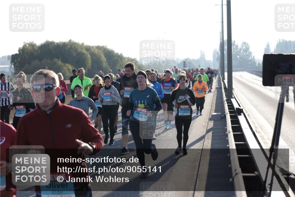 03.10.2025 - Köhlbrandbrückenlauf Jannik Wohlers http://msf.ph/oto/9055141 03.10.2025 09:20:29 Position 3 1759, 2150, 2025, 1735, 2471 meine-sportfotos.de