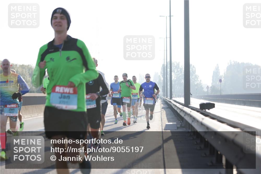 03.10.2025 - Köhlbrandbrückenlauf Jannik Wohlers http://msf.ph/oto/9055197 03.10.2025 09:12:46 Position 3 9610, 2754 meine-sportfotos.de