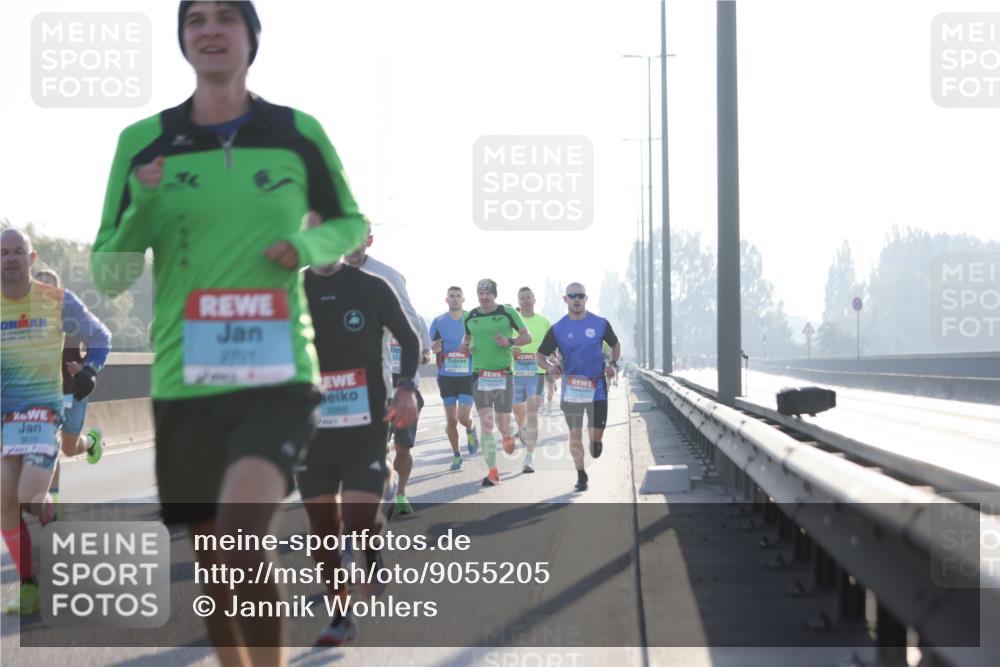 03.10.2025 - Köhlbrandbrückenlauf Jannik Wohlers http://msf.ph/oto/9055205 03.10.2025 09:12:46 Position 3 9619, 2701, 1269, 33, 3712 meine-sportfotos.de
