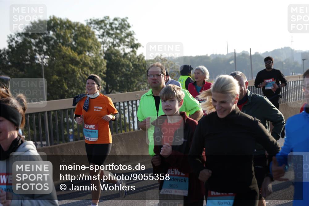03.10.2025 - Köhlbrandbrückenlauf Jannik Wohlers http://msf.ph/oto/9055358 03.10.2025 09:20:34 Position 3 1691, 3635 meine-sportfotos.de