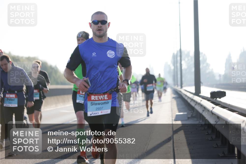 03.10.2025 - Köhlbrandbrückenlauf Jannik Wohlers http://msf.ph/oto/9055382 03.10.2025 09:12:50 Position 3 2937 meine-sportfotos.de