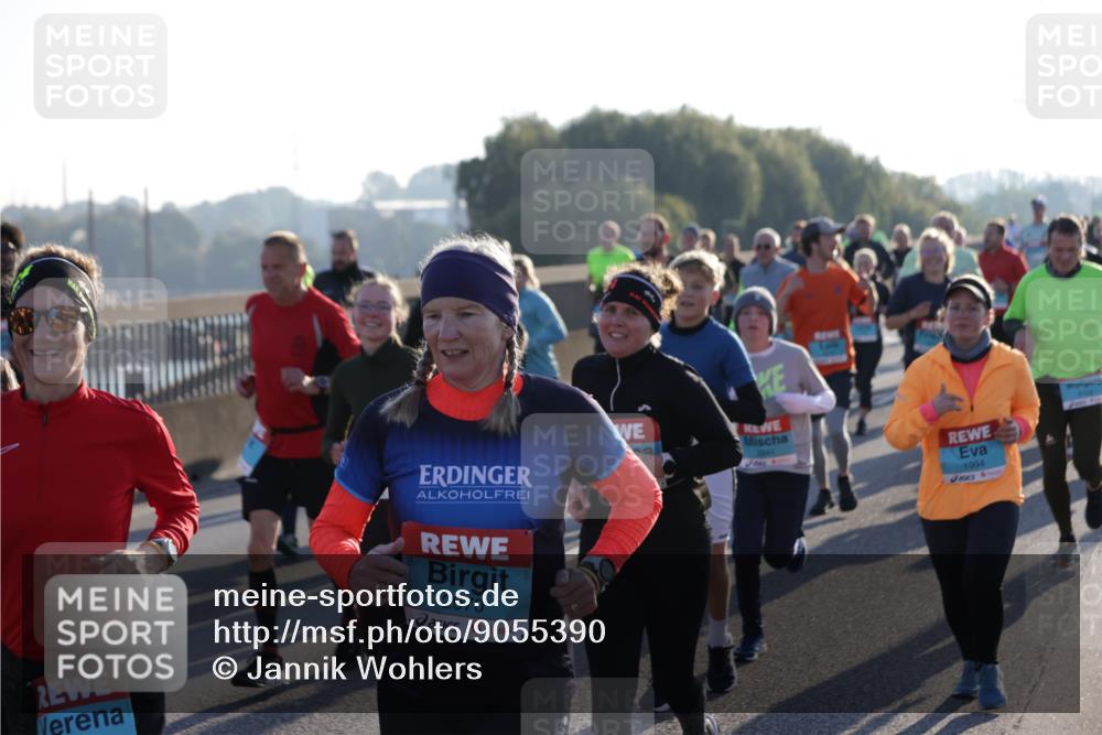 03.10.2025 - Köhlbrandbrückenlauf Jannik Wohlers http://msf.ph/oto/9055390 03.10.2025 09:20:34 Position 3 1994, 2970 meine-sportfotos.de