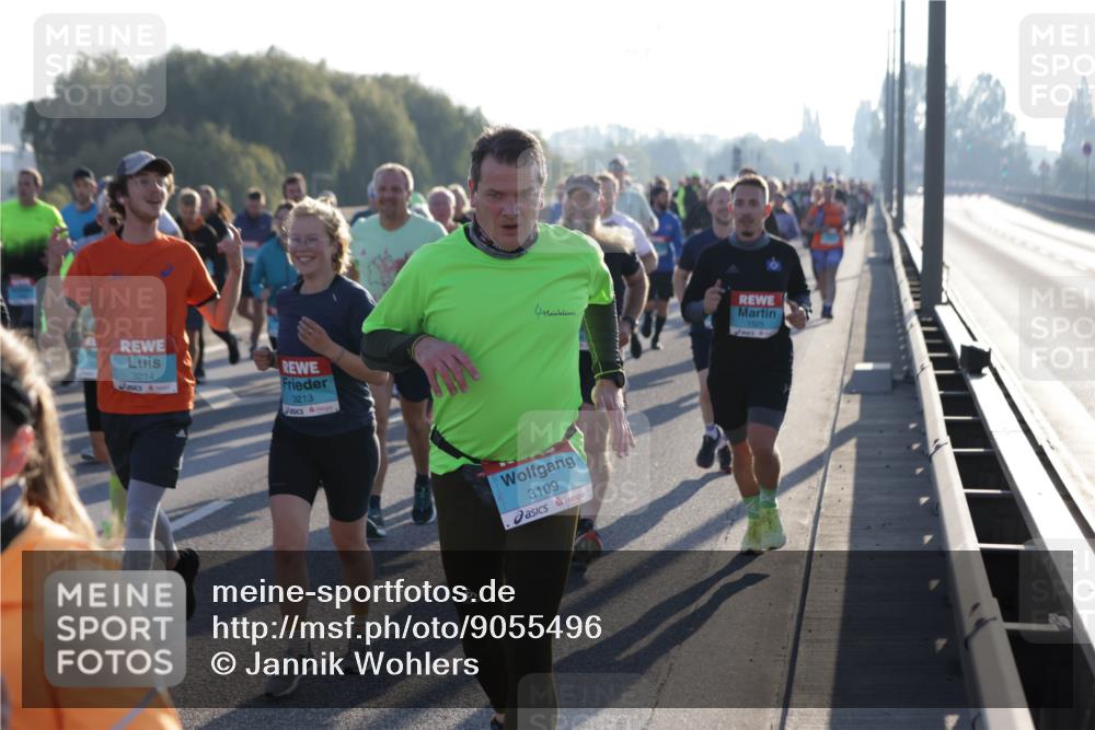 03.10.2025 - Köhlbrandbrückenlauf Jannik Wohlers http://msf.ph/oto/9055496 03.10.2025 09:20:36 Position 3 3214, 3213, 6, 3109, 1525 meine-sportfotos.de