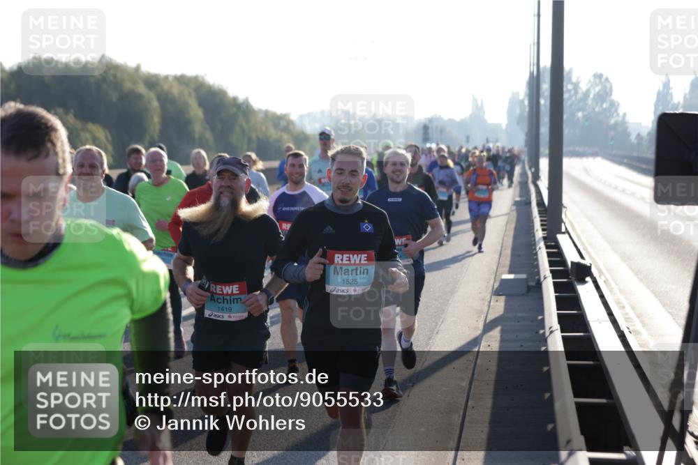03.10.2025 - Köhlbrandbrückenlauf Jannik Wohlers http://msf.ph/oto/9055533 03.10.2025 09:20:37 Position 3 1419, 1525 meine-sportfotos.de