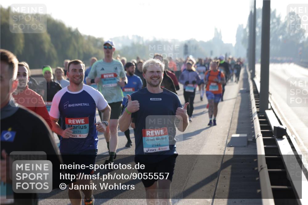 03.10.2025 - Köhlbrandbrückenlauf Jannik Wohlers http://msf.ph/oto/9055557 03.10.2025 09:20:38 Position 3 2171, 2144 meine-sportfotos.de