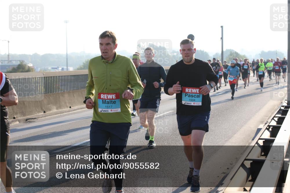 03.10.2025 - Köhlbrandbrückenlauf Lena Gebhardt http://msf.ph/oto/9055582 03.10.2025 09:17:04 Position 1 1517, 1504 meine-sportfotos.de