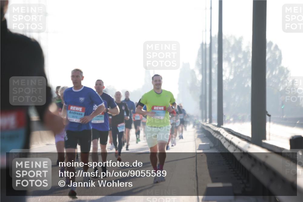 03.10.2025 - Köhlbrandbrückenlauf Jannik Wohlers http://msf.ph/oto/9055589 03.10.2025 09:12:54 Position 3 3078 meine-sportfotos.de