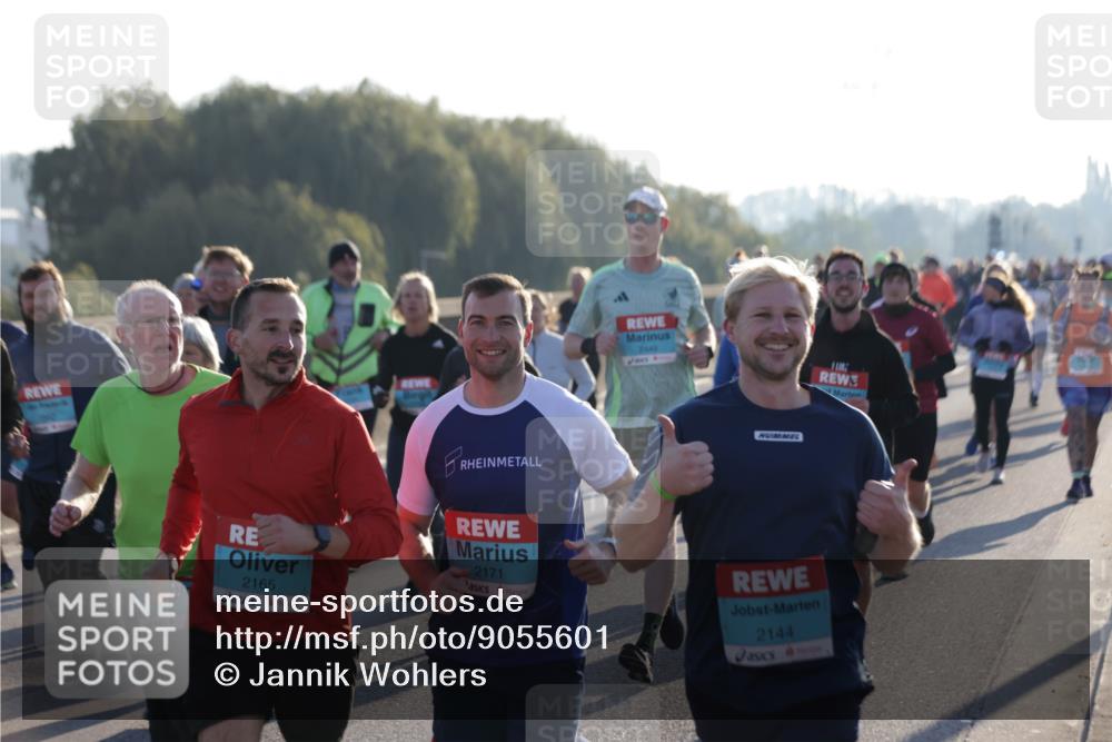 03.10.2025 - Köhlbrandbrückenlauf Jannik Wohlers http://msf.ph/oto/9055601 03.10.2025 09:20:39 Position 3 2165, 2449, 2171, 2144 meine-sportfotos.de