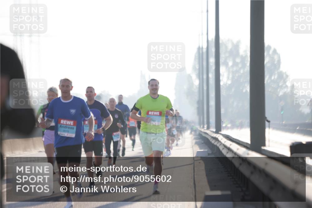 03.10.2025 - Köhlbrandbrückenlauf Jannik Wohlers http://msf.ph/oto/9055602 03.10.2025 09:12:54 Position 3 3078 meine-sportfotos.de